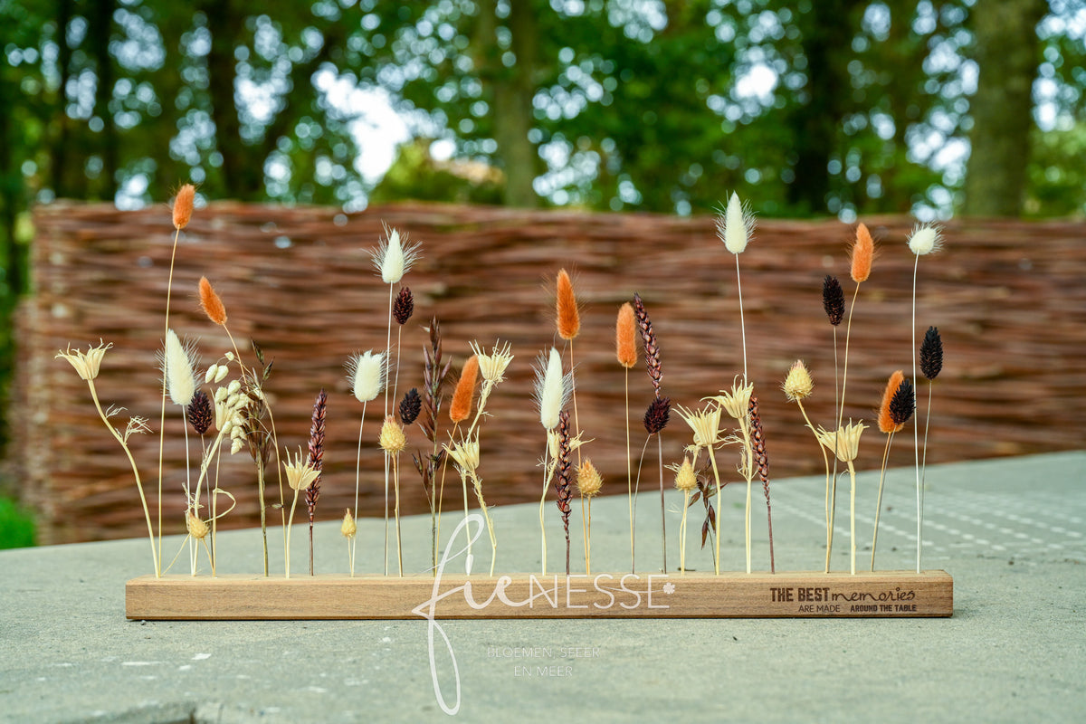Bloemenbar in hout